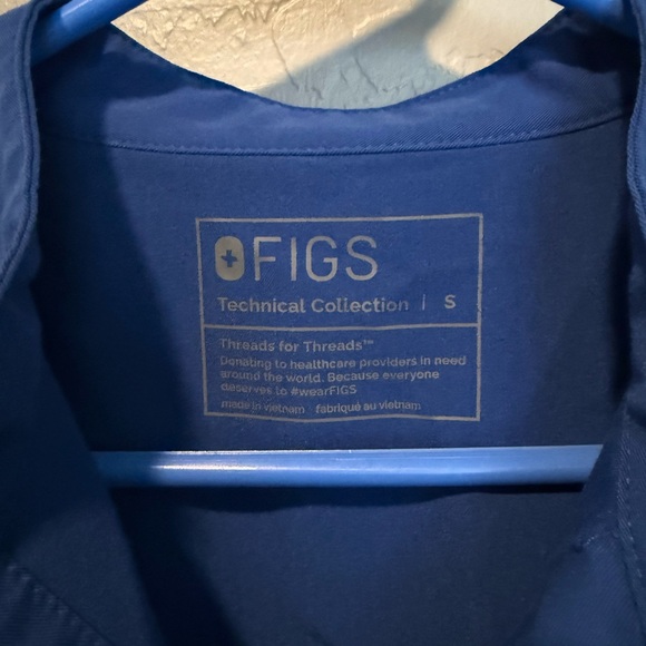 Figs Rafaela Scrub Top - Picture 3 of 7